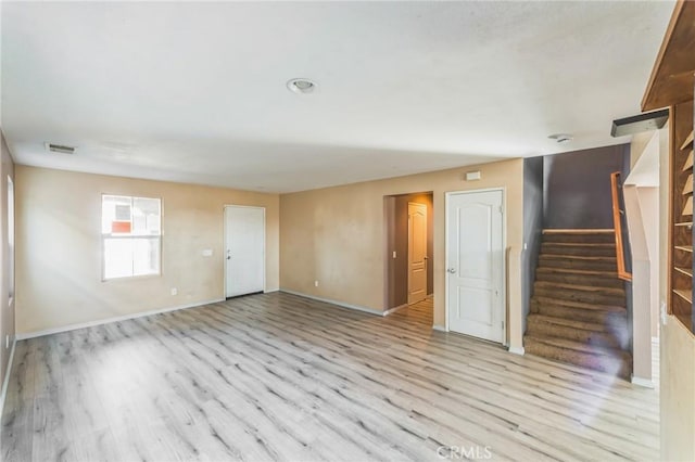 empty room featuring light hardwood / wood-style flooring