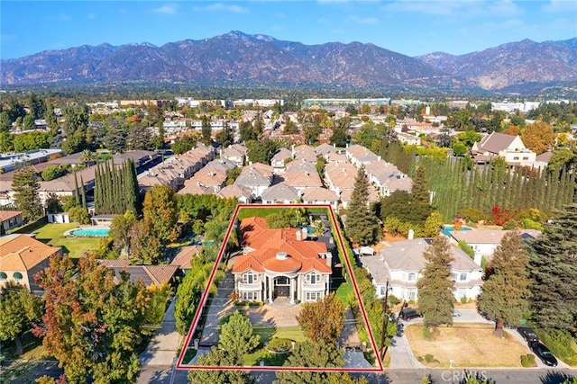 bird's eye view featuring a mountain view