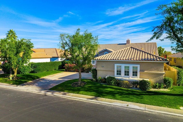 view of front of house with a front yard