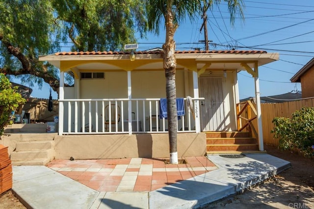 view of front facade featuring covered porch