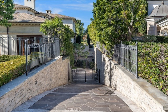 7 Shoreview, Newport Coast, CA 92657 - view of gate