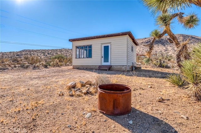 view of outbuilding