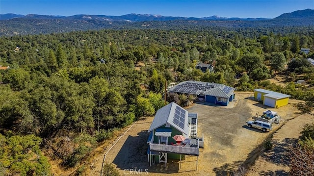 bird's eye view featuring a mountain view