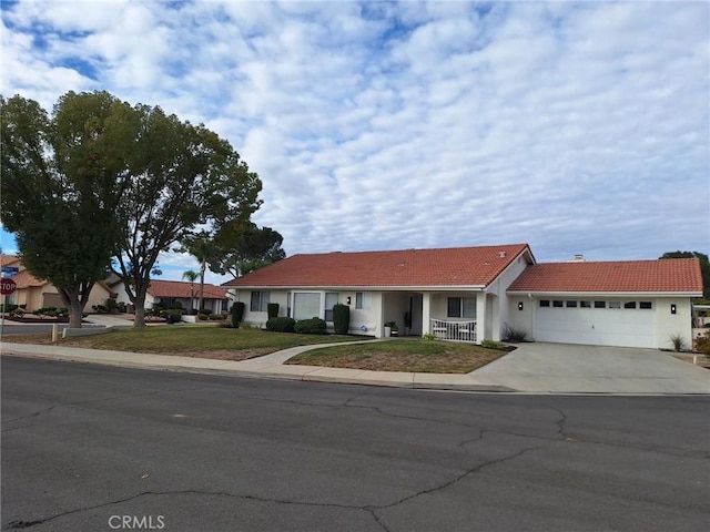 single story home featuring a garage