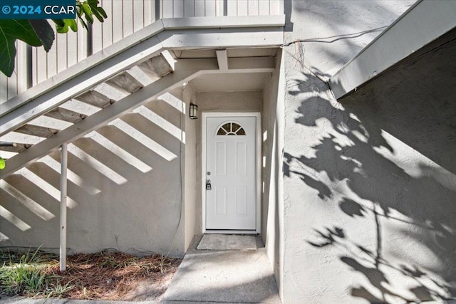 view of entrance to property