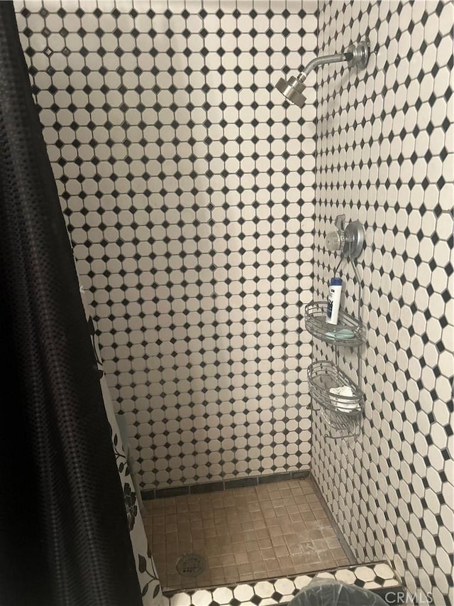 details with walk in shower