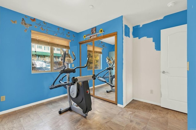 34667 Navajo Rd, Julian, CA 92036 - exercise room featuring baseboards