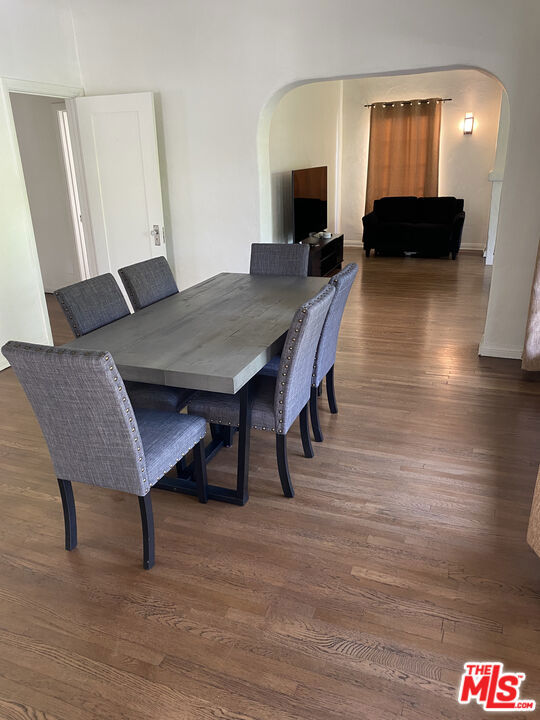 dining room featuring dark hardwood / wood-style floors