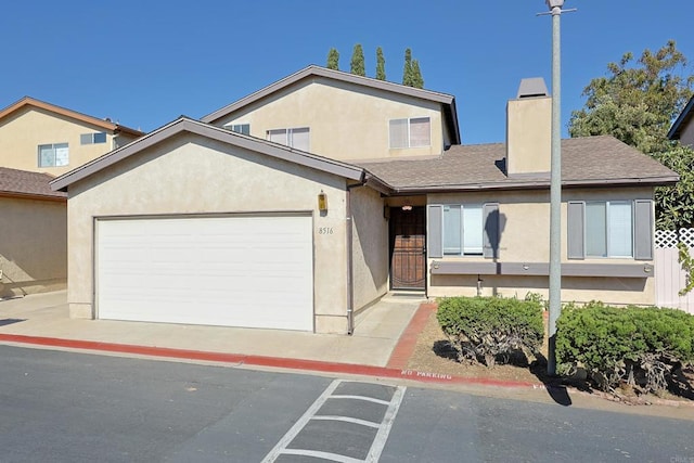 view of front facade featuring a garage