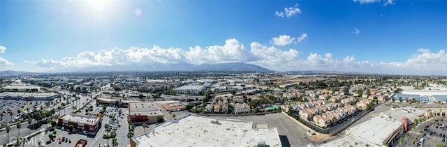 bird's eye view featuring a mountain view