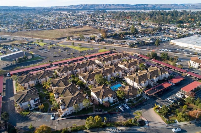 bird's eye view featuring a mountain view