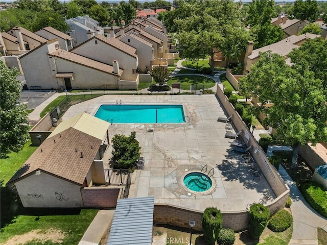 view of swimming pool