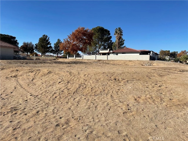 Listing photo 3 for 14940 Fireside Ln, Helendale CA 92342