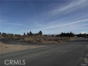 Listing photo 2 for 0 Jacaranda Ave, Hesperia CA 92345