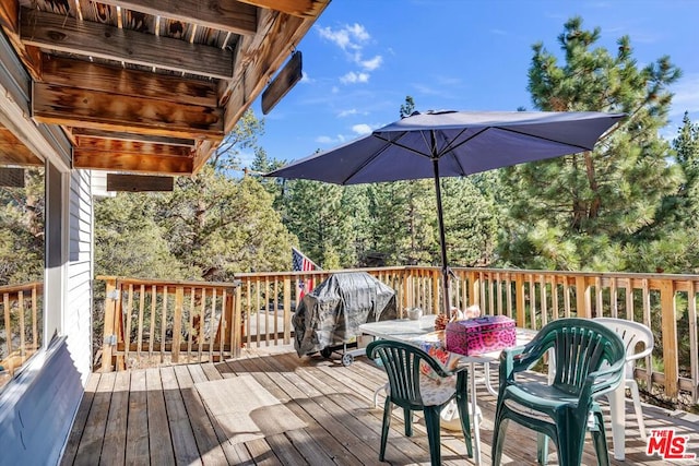 deck with grilling area