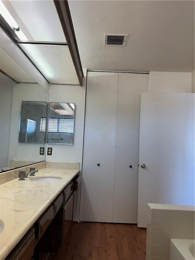 6323 Reseda Blvd Unit 10, Tarzana, CA 91335 - photo 46