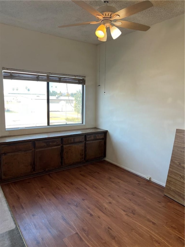 6323 Reseda Blvd Unit 10, Tarzana, CA 91335 - photo 30