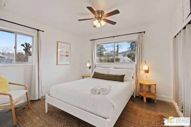 bedroom with ceiling fan