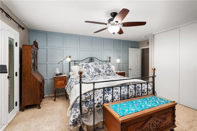 bedroom featuring ceiling fan