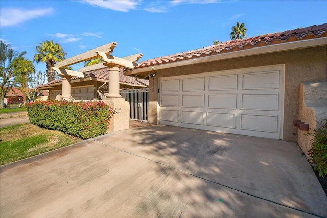 view of mediterranean / spanish-style home