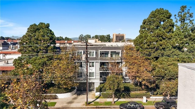 8635 Falmouth Ave Unit 301, Playa Del Rey, CA 90293 - view of building exterior