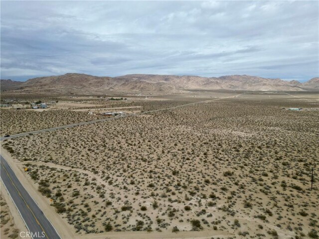 31300 Cove Rd, Lucerne Valley, CA 92356 - photo 7