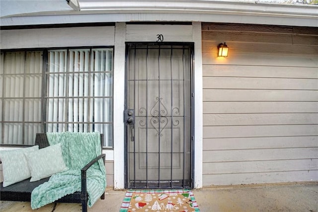 11350 Foothill Blvd Unit 30, Sylmar, CA 91342 - doorway to property featuring a porch