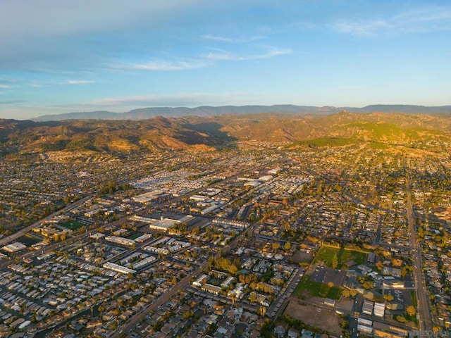 bird's eye view with a mountain view