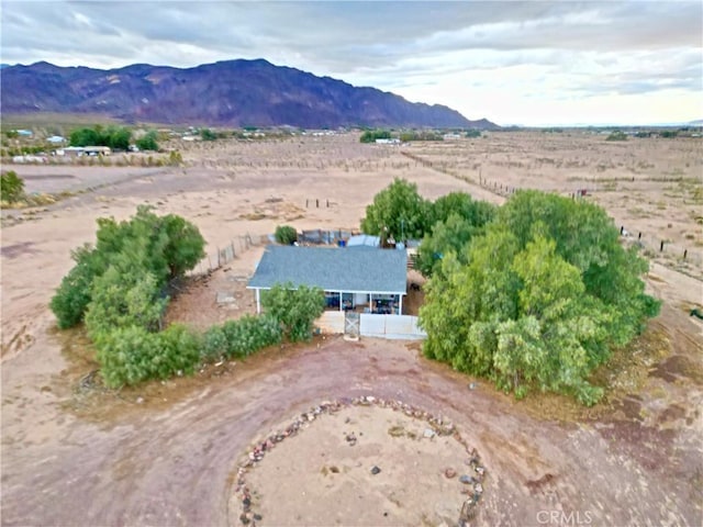 bird's eye view with a mountain view