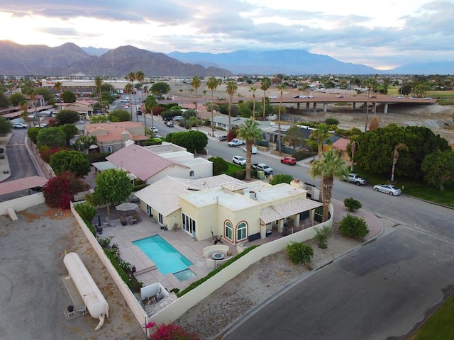 bird's eye view featuring a mountain view