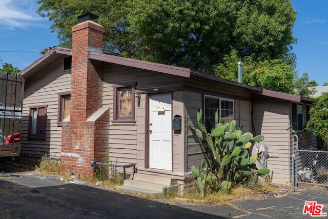 view of front of house