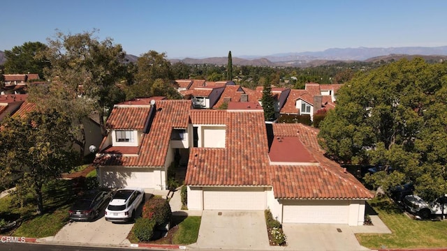 bird's eye view with a mountain view