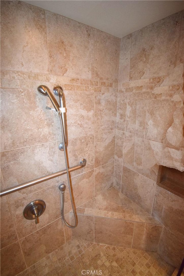 5362 Algarrobo Unit 2O, Laguna Woods, CA 92637 - bathroom view of a tile shower