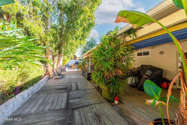 view of wooden deck