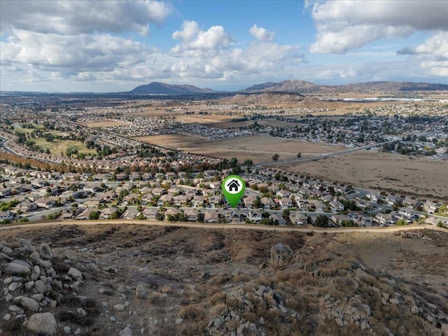 bird's eye view with a mountain view