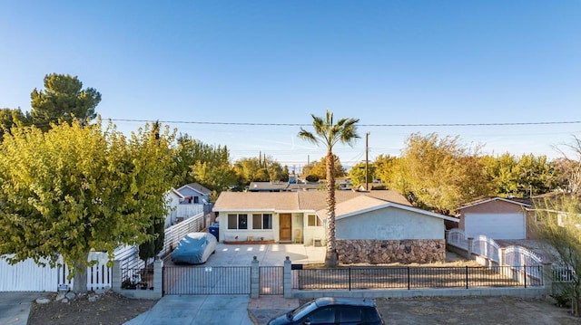 view of front of house featuring a garage