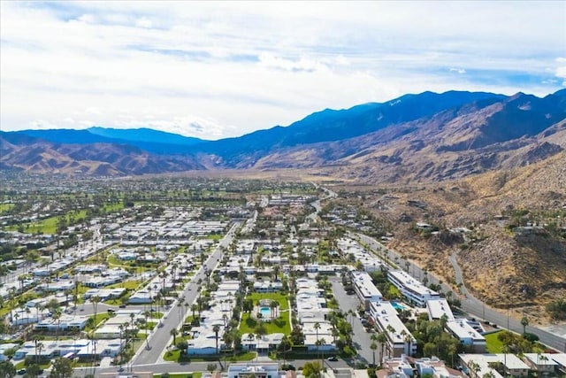 bird's eye view with a mountain view