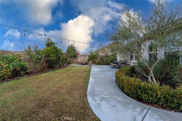 view of yard with a patio