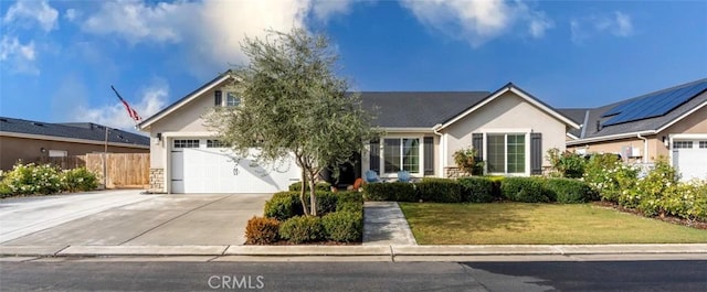 ranch-style house featuring a front lawn