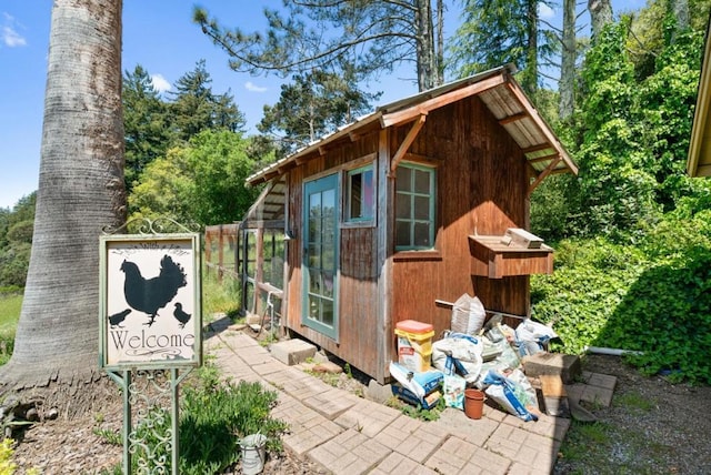 view of outbuilding