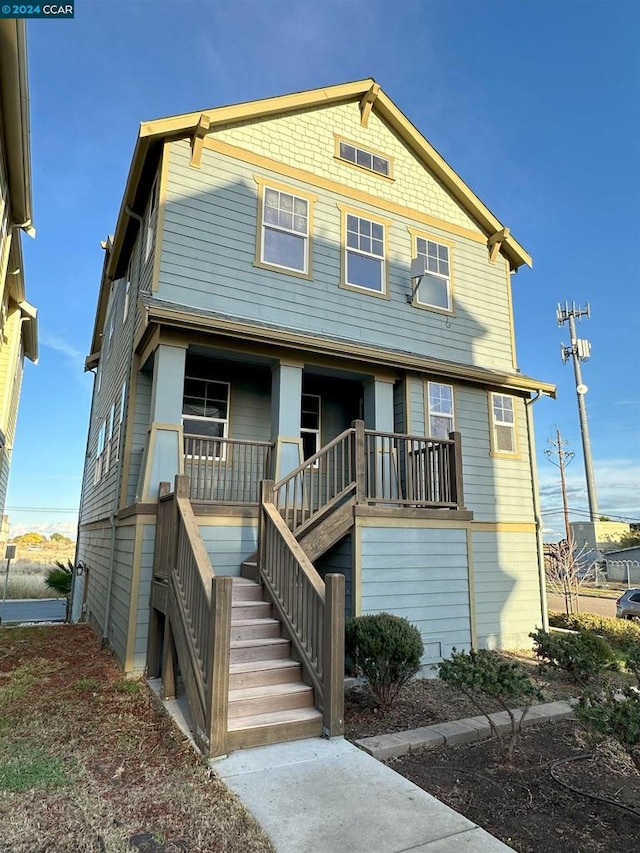 view of front of home featuring a porch