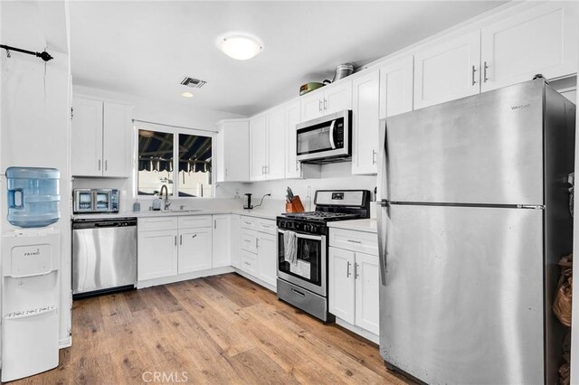 22137 Gault St, Canoga Park, CA 91303 - photo 4