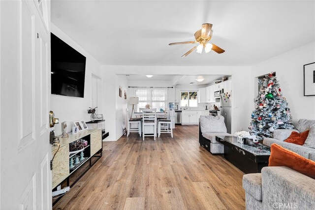 22137 Gault St, Canoga Park, CA 91303 - photo 8