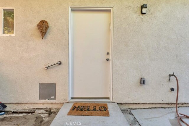 view of property entrance