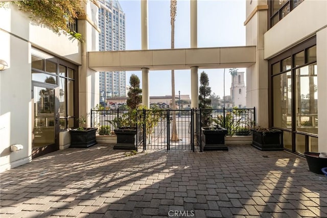 700 W Harbor Dr Unit 104, San Diego, CA 92101 - view of patio / terrace featuring a view of city