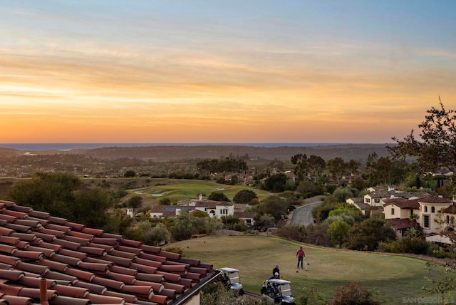 view of aerial view at dusk