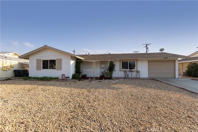 single story home featuring a garage