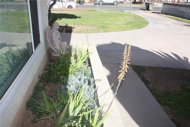 exterior space featuring fence