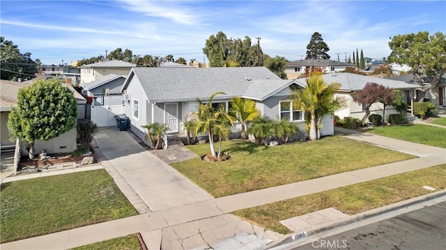 view of front of home with a front lawn