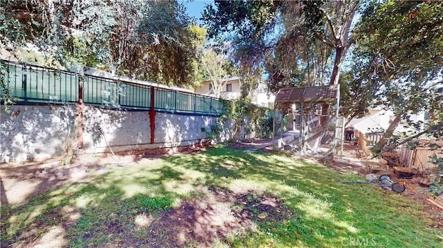 2049 Argyle Ave, Los Angeles, CA 90068 - fenced backyard with a shed